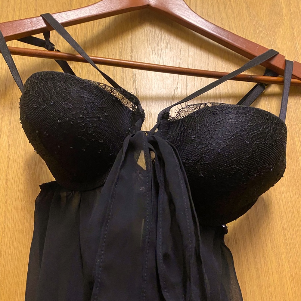 Victoria’s Secret Lace and Chiffon Teddy Lingerie Size 34C *New with tags*